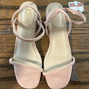 COMFORT Women Pink Heels